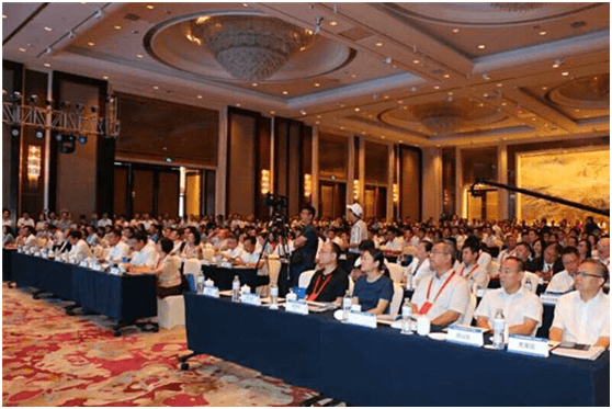 扬帆海口 北汽车咖与市政府签署数亿级投资项目，共创数字文创产业新未来